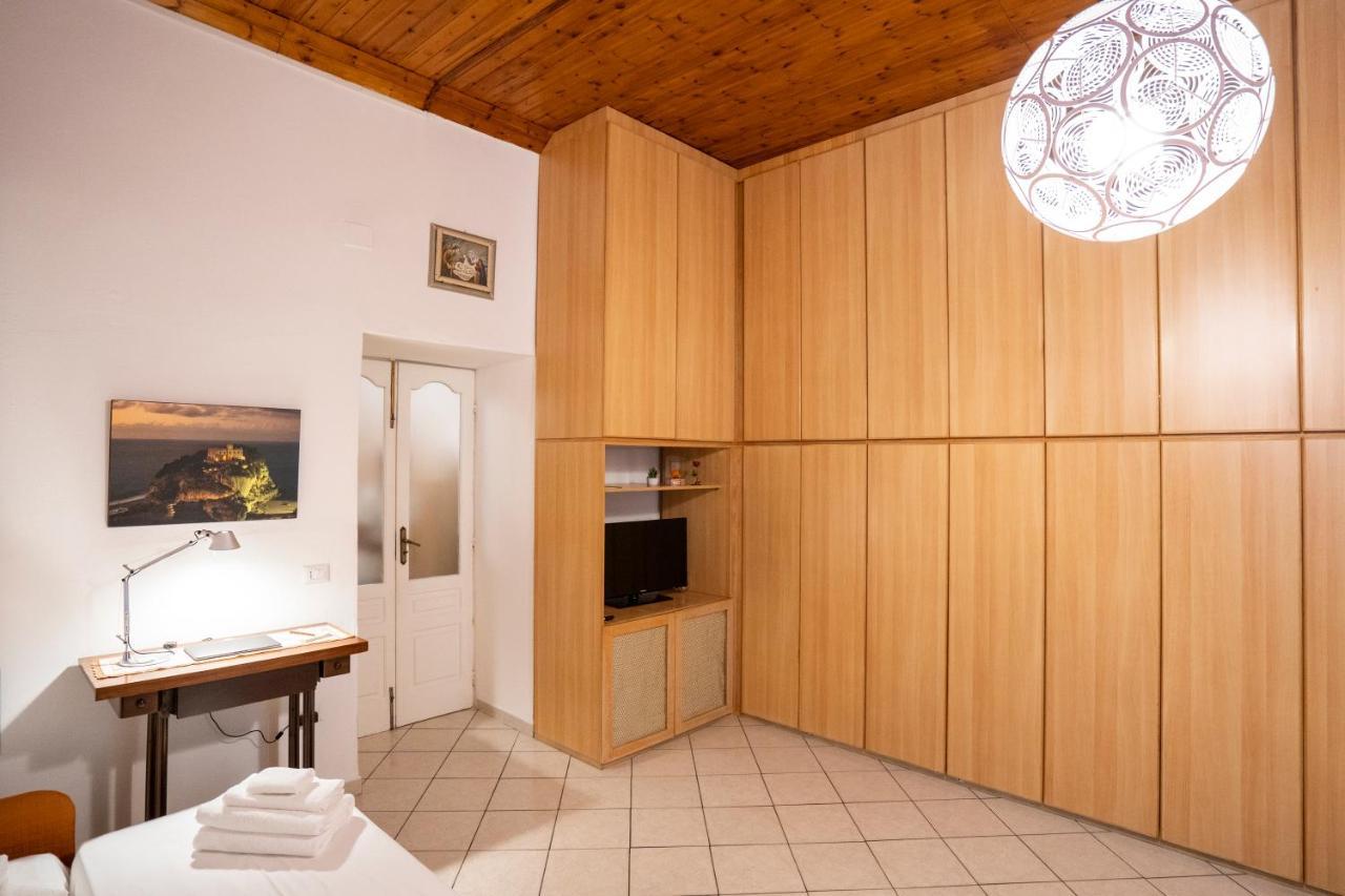 La Casina Nel Centro Appartement Tropea Buitenkant foto