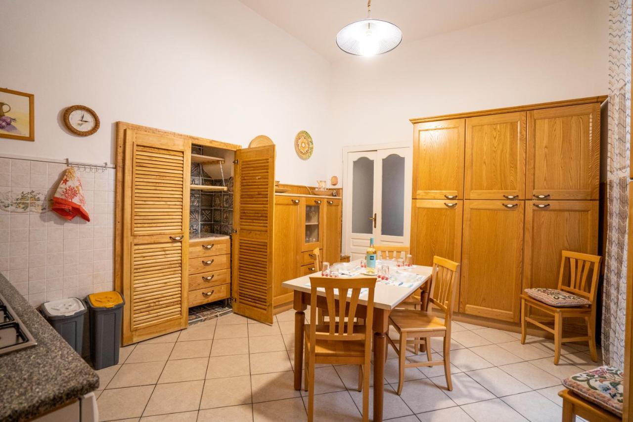 La Casina Nel Centro Appartement Tropea Buitenkant foto