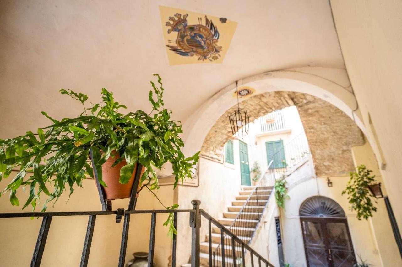 La Casina Nel Centro Appartement Tropea Buitenkant foto
